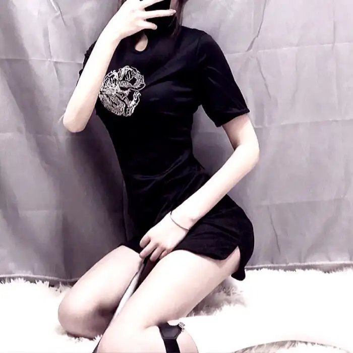 在山中见面